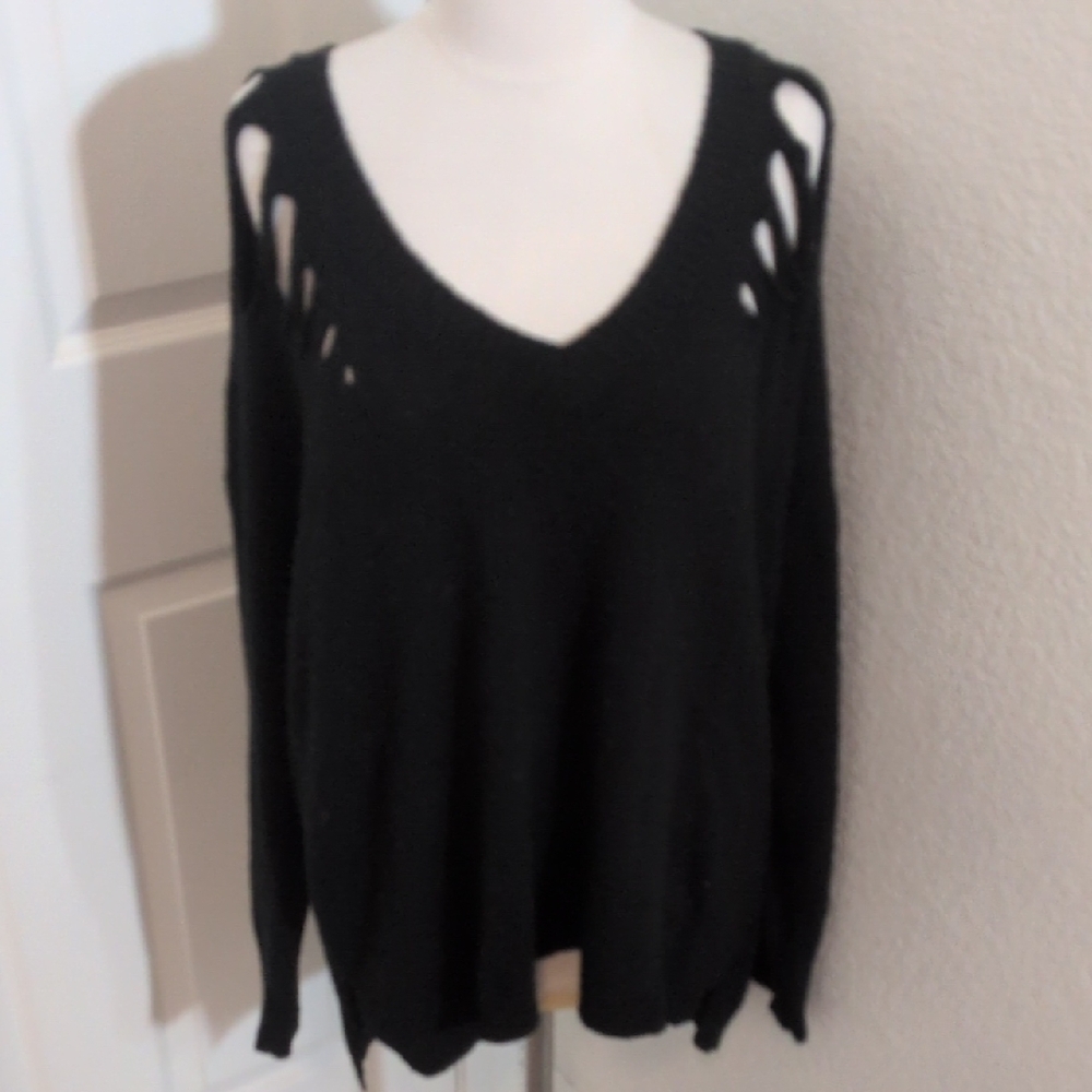 ✅Lush Oversized Black Sweater Holes Distressed Baggy Punkcore Rock Whimsigoth